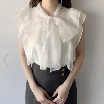 mipiarl 슬리브리스 보타이 와셔 시어 블라우스