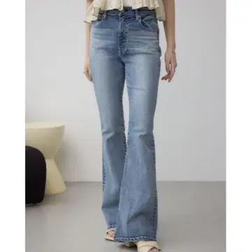 새상품 AZUL DENIM 플레어 데님 라이트 블루 M 사이즈