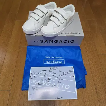 SANGACIO 뉴 화이트 스니커즈