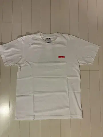 엑스걸 티셔츠