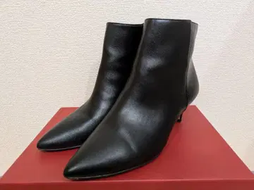 Banana Republic 부츠