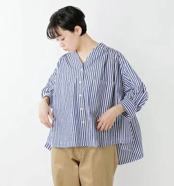 트래디셔널 웨더웨어 스트라이프 셔츠 드롭 숄더