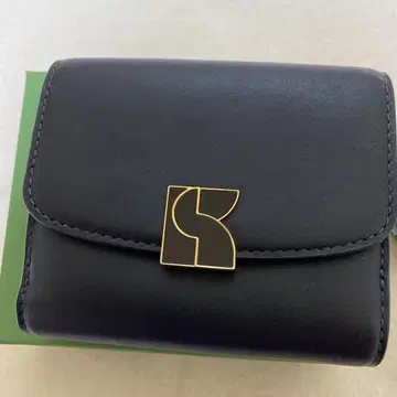 kate spade 다코타 블랙 가죽 접이식 지갑 미사용 새상품