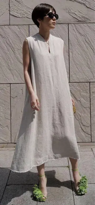 새상품 23SS machatt 린넨 원피스 마챠트