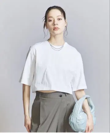B&Y 유나이티드 애로우즈 코튼 크롭 크루넥 티셔츠 미사용 새상품