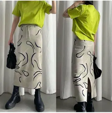 ameri MEDI CURVE ART 타이트 니트 스커트 아메리