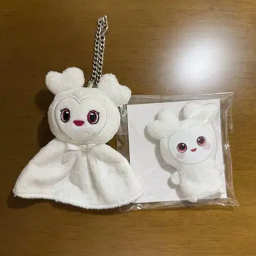 TWICE lovely 더블리 테루테루 백참 손가락 인형