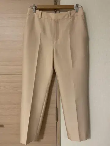United arrows 울 실크 트윌 테이퍼드 팬츠