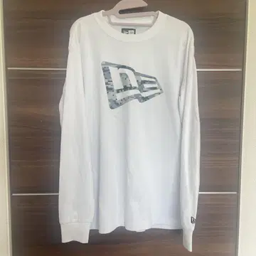 New Era 롱 T