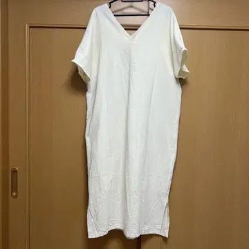 코베레타스 린넨 터치 코쿤 원피스 아이보리 넉넉한 면 100%