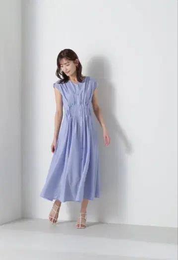 내추럴 뷰티 베이직 숄더 개더 핀턱 원피스 PS