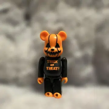 베어브릭 BE@RBRICK 할로윈 트릭 오어 트리트