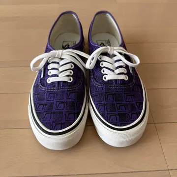 반스 오센틱 애너하임 style44 ULTRACUSH 보라색