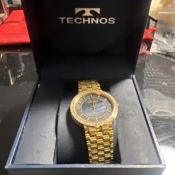 TECHNOS 골드 메탈 스트랩 시계 박스 포함