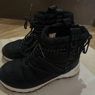 THE NORTH FACE 방수 부츠 블랙
