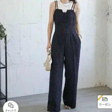 다크 네이비 스트랩이 있는 올인원