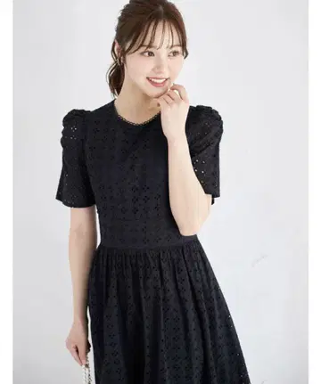 tocco 백 레이스업 개더 슬리브 컷워크 레이스 원피스