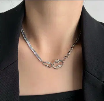 여름 필수 아이템! 실버 하트 모티브 체인 목걸이