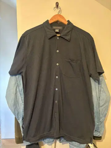 90s BANANA REPUBLIC 다크 그레이 반팔 셔츠 미국제