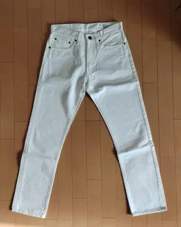 오어슬로우 화이트 데님 Lot107