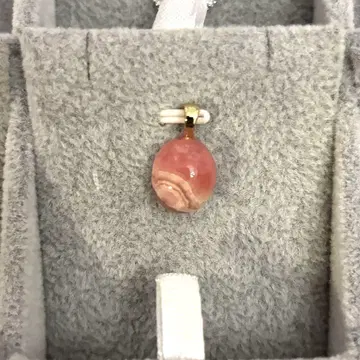 잉카 로즈 펜던트 탑