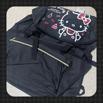 헬로키티 30L 대용량 팩 백 백팩