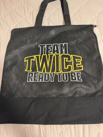 twice 메쉬 토트백