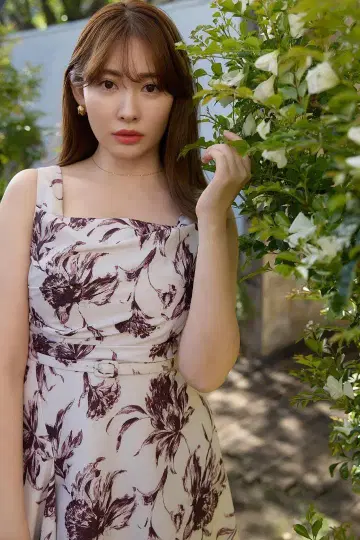 다리아 벨트 드레스