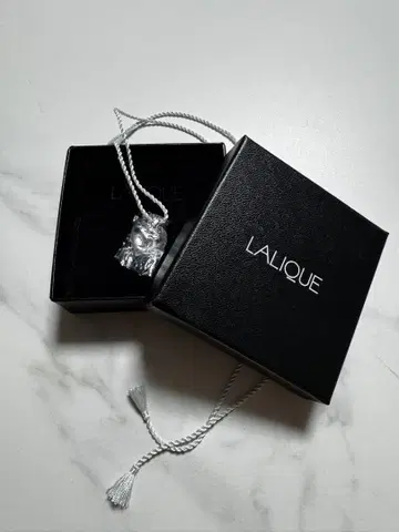 LALIQUE 크리스탈 펜던트 목걸이