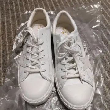 컨버스 트리오 스타 화이트 24cm 가죽 살균 시트 새상품급