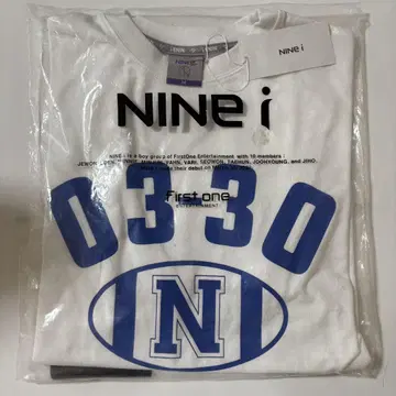 NINE.i 티셔츠