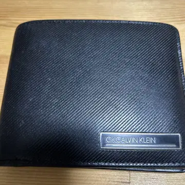 CK CALVIN KLEIN 두겹 지갑 블랙
