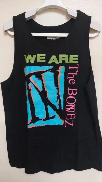 The BONEZ 그래픽 탱크탑 XL