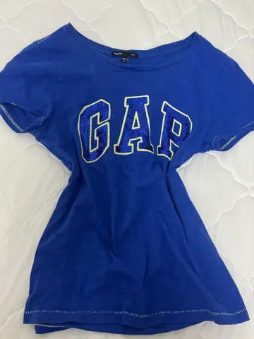 y2k GAP 스팽글 피치 티셔츠 그런지