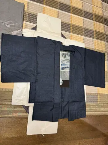 새상품급 골동품 오시마 명주 남성용 기모노 앙상블 타비 포함