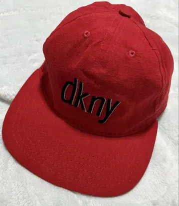 dkny 빨간색 야구 모자 USA제
