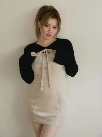 앤드메리 아니타 리본 미니 드레스
