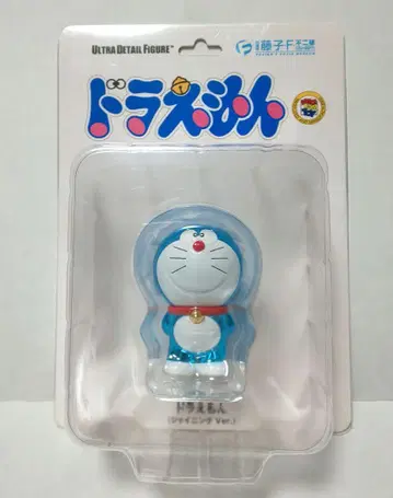 UDF 도라에몽 샤이닝 Ver 피규어