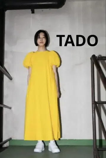 주말 세일! TADO 코튼 퍼프 슬리브 원피스
