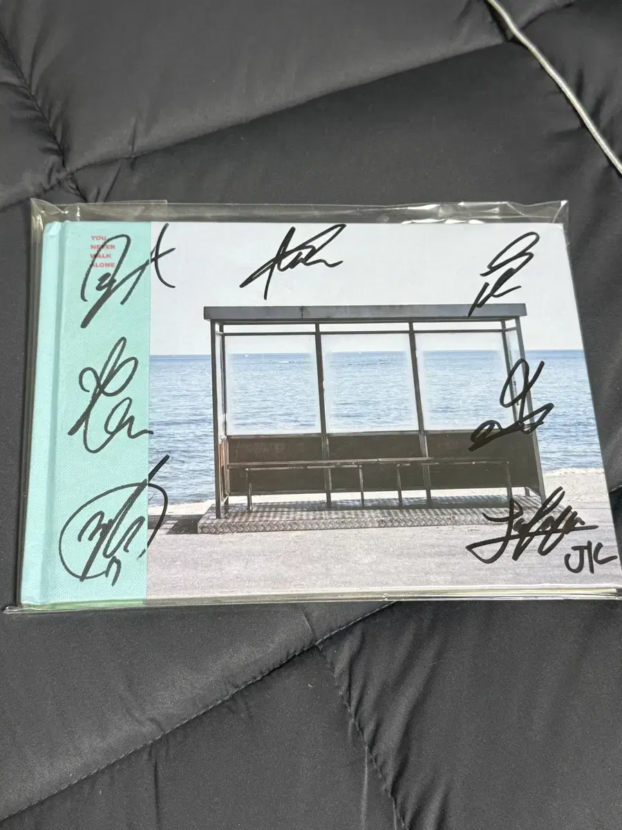 Bangtan Bomnal Signed Album