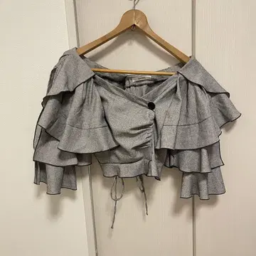 snidel 23SS/프릴 티어드 크롭 블라우스
