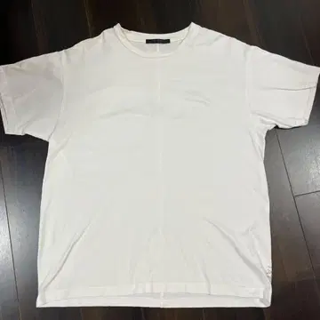 타트라스 화이트 티셔츠