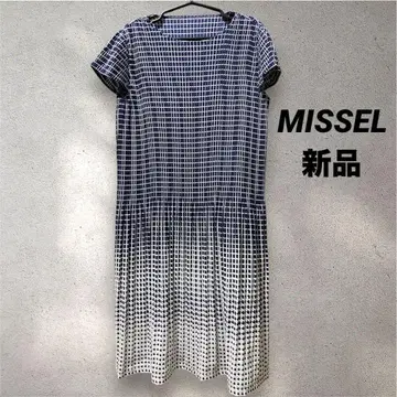 새상품 네이비와 화이트 체크 무늬 원피스 미젤 격자 무늬 하운드투스 체크