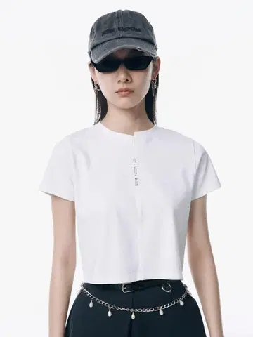 JOSE MOON MINIMUM LOGO TSHIRT2