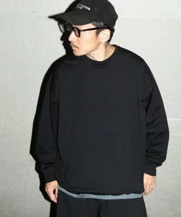 SHADE TECH LONG-SLEEVE T-SHIRTS 어반 리서치