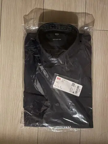 유니클로 슈퍼 논아이론 저지 셔츠 NAVY/M