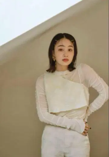 eaphi 한쪽 어깨 잎 모양 버스티어