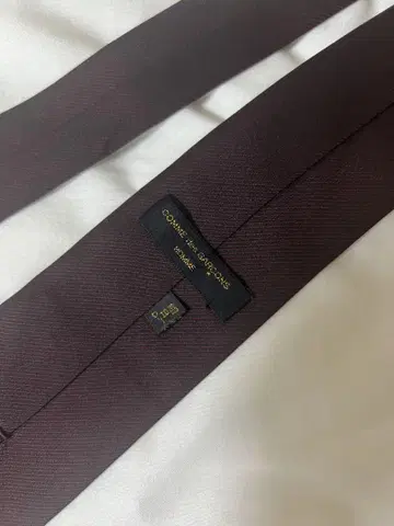 꼼데가르송 다크 퍼플 넥타이