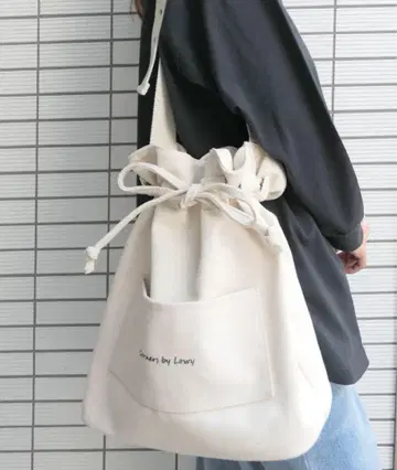 CORNERS 화이트 토트백