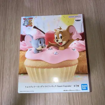 톰과 제리 빅 소프트 비닐 피규어 Sweet Cupcake